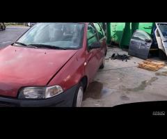 RICAMBI USATI AUTO FIAT Punto Berlina 3P 176 A8.00