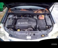 RICAMBI USATI AUTO OPEL Astra H Berlina Z 13 DTH D - 6