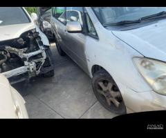 RICAMBI USATI AUTO TOYOTA Corolla Verso 1Â° Serie