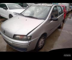 RICAMBI USATI AUTO FIAT Punto Berlina 5P 2Â° Serie