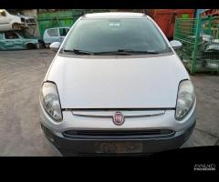 RICAMBI USATI AUTO FIAT Punto EVO 199 A3.000 Diese