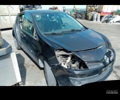 RICAMBI USATI AUTO RENAULT Clio Serie K9K 766 Dies