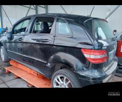 RICAMBI USATI MERCEDES CLASSE B 2008 2.0 D 640940