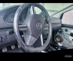 RICAMBI USATI MERCEDES CLASSE B 2008 2.0 D 640940