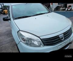 RICAMBI USATI DACIA SANDERO  2011 1.2 BZ  D4F F7