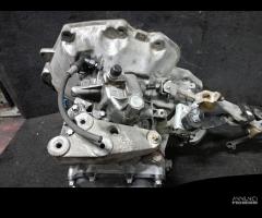 CAMBIO MANUALE COMPLETO OPEL Astra H S. Wagon Z 16