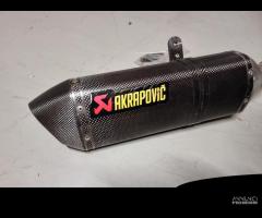 Terminale akrapovic FZ8