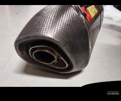 Terminale akrapovic FZ8