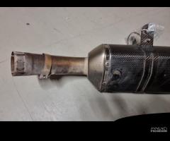 Terminale akrapovic FZ8