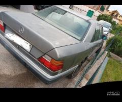 ricambi Mercedes w124 200 e 230 e