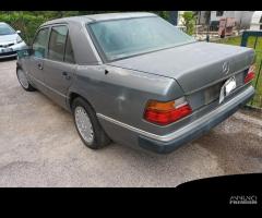 ricambi Mercedes w124 200 e 230 e