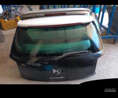 portellone posteriore citroen ds3