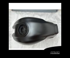 Serbatoio per Ducati Monster 900 Carburatori