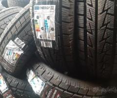 4 gomme nuove 175 65 14 ARIVO