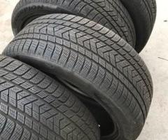 4 gomme usate invernali 275 35 22 Pirelli