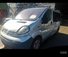 Ricambi Opel Vivaro 2.5 DCI 2006