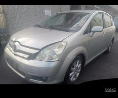 Ricambi Toyota Corolla Verso 1.8 Benzina 2004