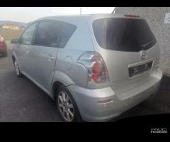 Ricambi Toyota Corolla Verso 1.8 Benzina 2004