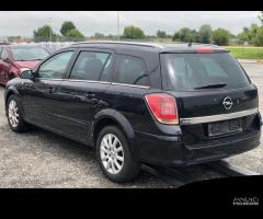 Ricambi Opel Astra H 1.7 CDTI SW 2007 - 3