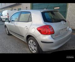 Ricambi Toyota Auris 1.6 Benzina 2007 - 3