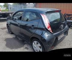 Ricambi Toyota AYGO x-play 1.0 Benzina 2016 - 3