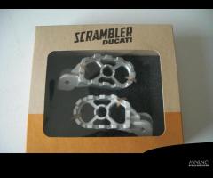 Coppia Pedane Ducati Performance per Scrambler