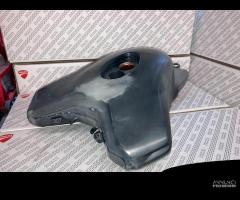 Serbatoio grezzo per Ducati 749 / 999 58630531A