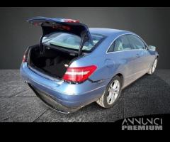 2010 MERCEDES BENZ E250 BLUEE