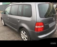 Ricambi Volkswagen Touran 2.0 TDI 2006 - 3