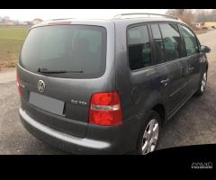 Ricambi Volkswagen Touran 2.0 TDI 2006 - 4