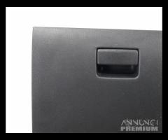 CASSETTO PORTA OGGETTI MAZDA CX3 Serie DB2H-64161 - 7