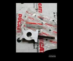 Supporto Porta Ruota per Ducati Codice 037740050