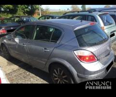 Ricambi Opel Astra 1.7 CDTI 5 porte 2005