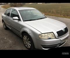 Ricambi Skoda Superb 2.0 TDI 2006