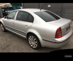 Ricambi Skoda Superb 2.0 TDI 2006