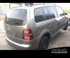 Ricambi Volkswagen Touran 1.6 B. 2009