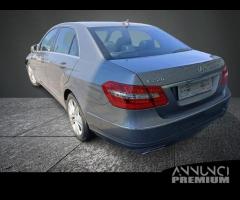 MERCEDES E220 2.2 L CDI - 9