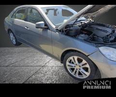 MERCEDES E220 2.2 L CDI - 11