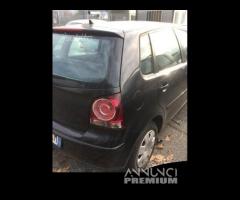 Ricambi Volkswagen Polo 1.2 B. 5 porte 2009 - 4