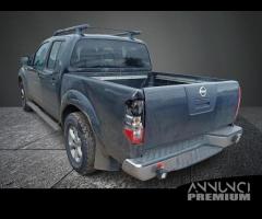 2006 NISSAN NAVARA DCI