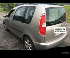 Ricambi per Skoda Roomster 1.6 Benzina 2008