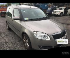 Ricambi per Skoda Roomster 1.6 Benzina 2008