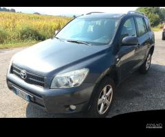 Ricambi Toyota RAV 4 2.2 D-4D 136 CV 2008