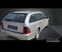 MERCEDES  BENZ 1999 2.2L MOTORE 611960 CDI