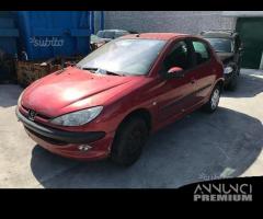 Ricambi Peugeot 206 1.4 HDI 5 porte 2003