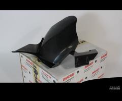 Parafango post in carb. per Ducati Hypermotard