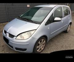 Ricambi Mitsubishi Colt 5 porte 1.5 CDI 2004