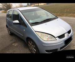 Ricambi Mitsubishi Colt 5 porte 1.5 CDI 2004