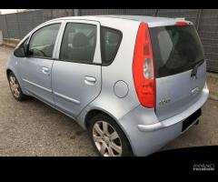 Ricambi Mitsubishi Colt 5 porte 1.5 CDI 2004