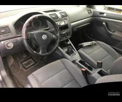 Ricambi Volkswagen Golf 5 1.6 Benzina 2006 - 5